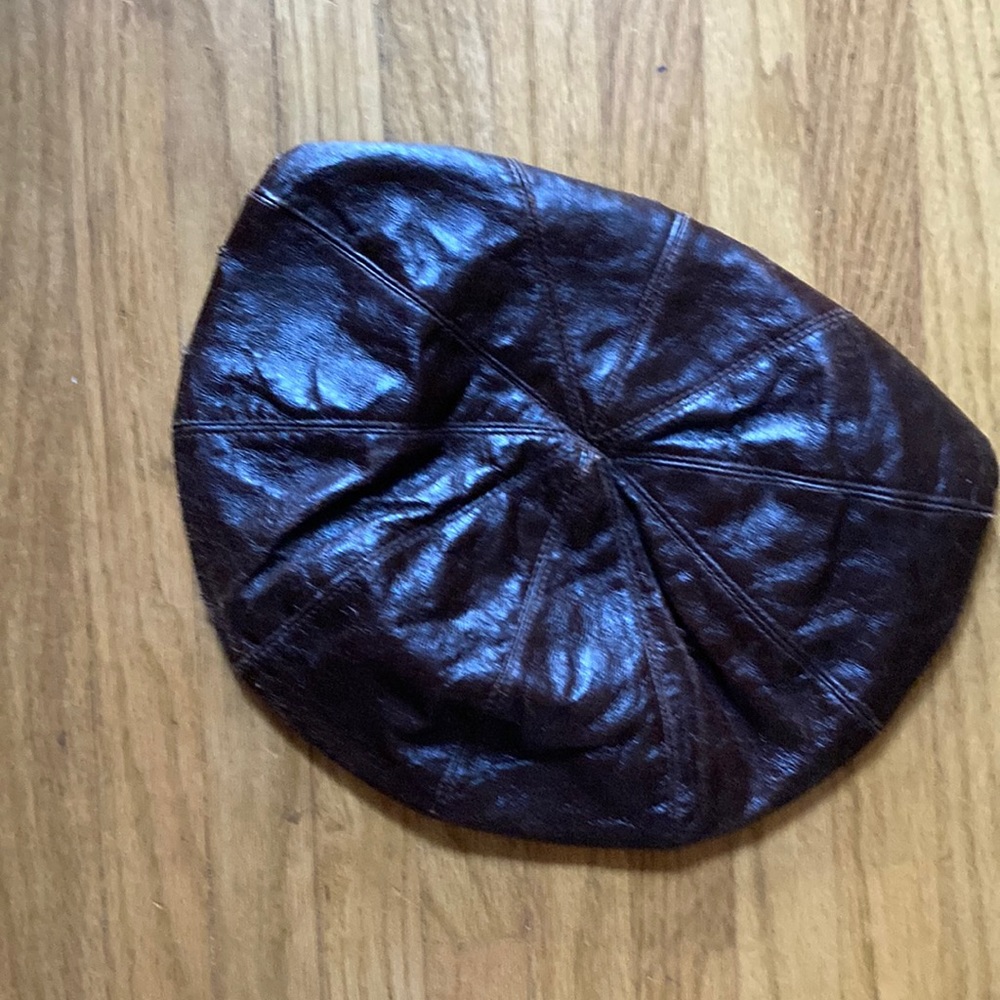 vintage beret. leather? no size